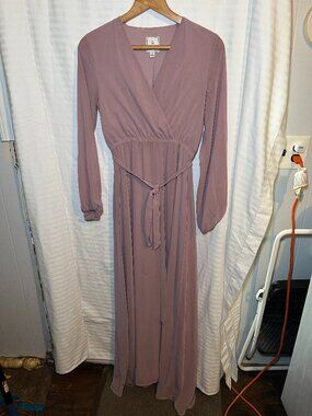 DB Studio Mauve Maxi Dress Size 4 Long Sleeve Formal